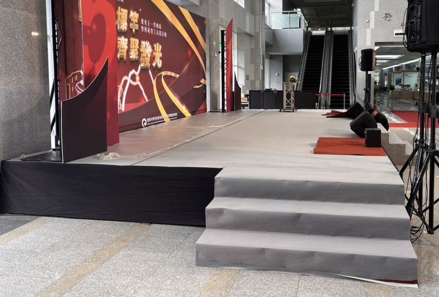 活動地毯(全新 / 煙灰色) 實際案例